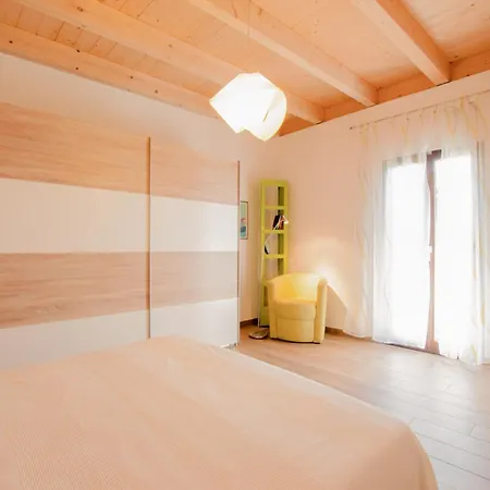 Holiday home Residenza Sul Maggiore *